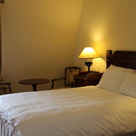 Mcsweeney Arms Hotel Киларни Екстериор снимка