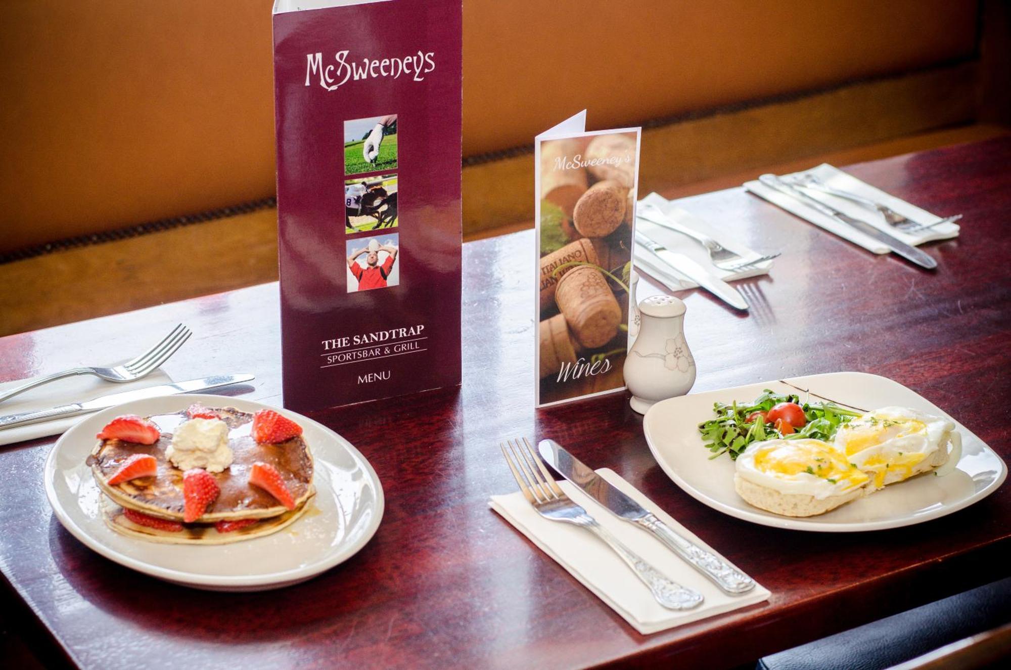 Mcsweeney Arms Hotel Киларни Екстериор снимка